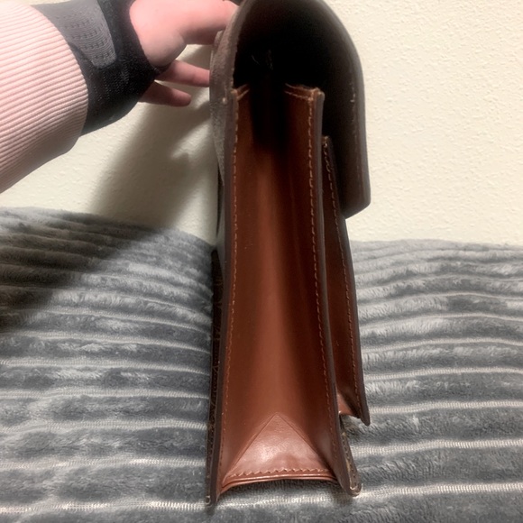 SOLD! Louis Vuitton Monceau Crossbody Briefcase! - Picture 4 of 16